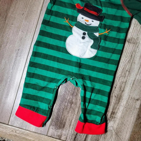 Green and Red Striped Snowman Romper Jumpsuit One Piece Size 3-6 NWOT - Picture 5 of 11